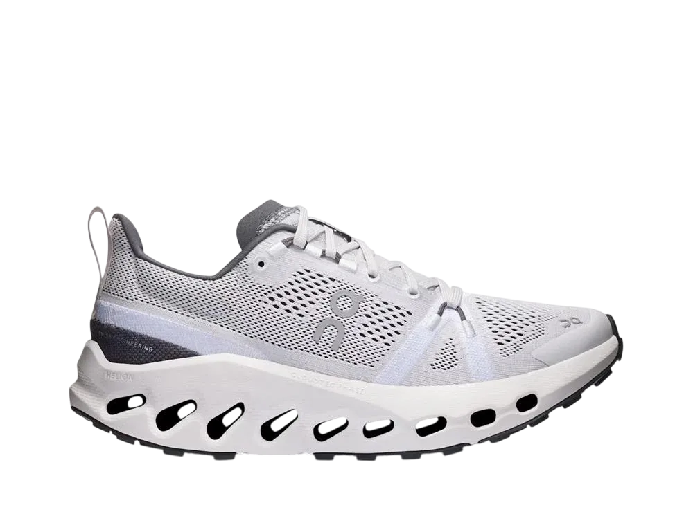 オン ウィメンズ クラウドサーファー トレイル "フロスト/ホワイト"