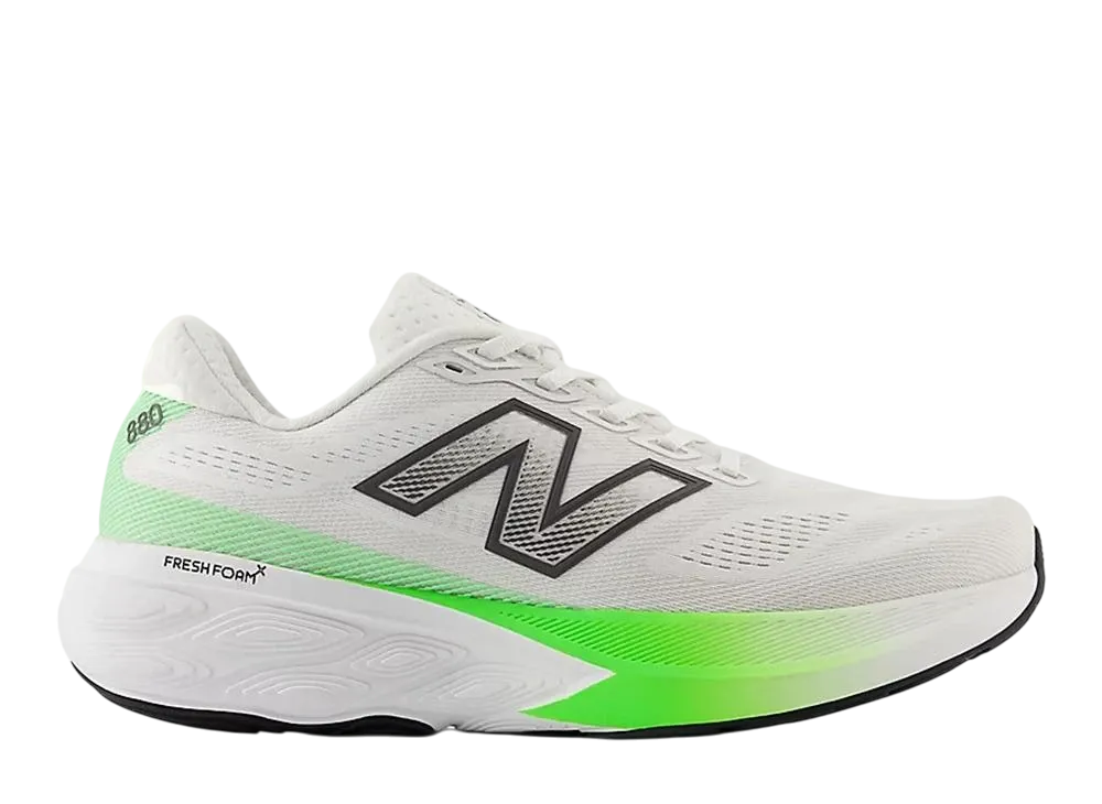 New Balance ★ 快適性を重視した一足 Fresh Foam X 880v15 New Balance Fresh Foam X 880v15 Road-Running Shoes - Men's