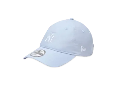 NEW ERA 9Twenty MLB Typewriter New York Yankees "Sky Blue"