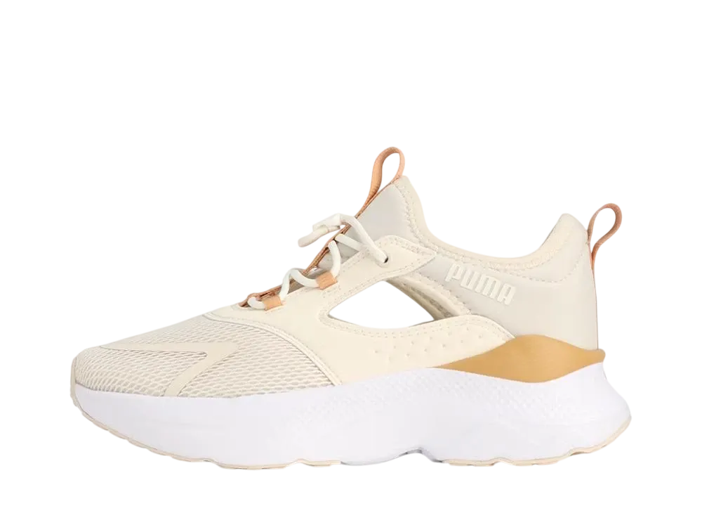 プーマ ウィメンズ ソフトライド メイブ ミュール "アルパインスノー/ウォームベージュ"