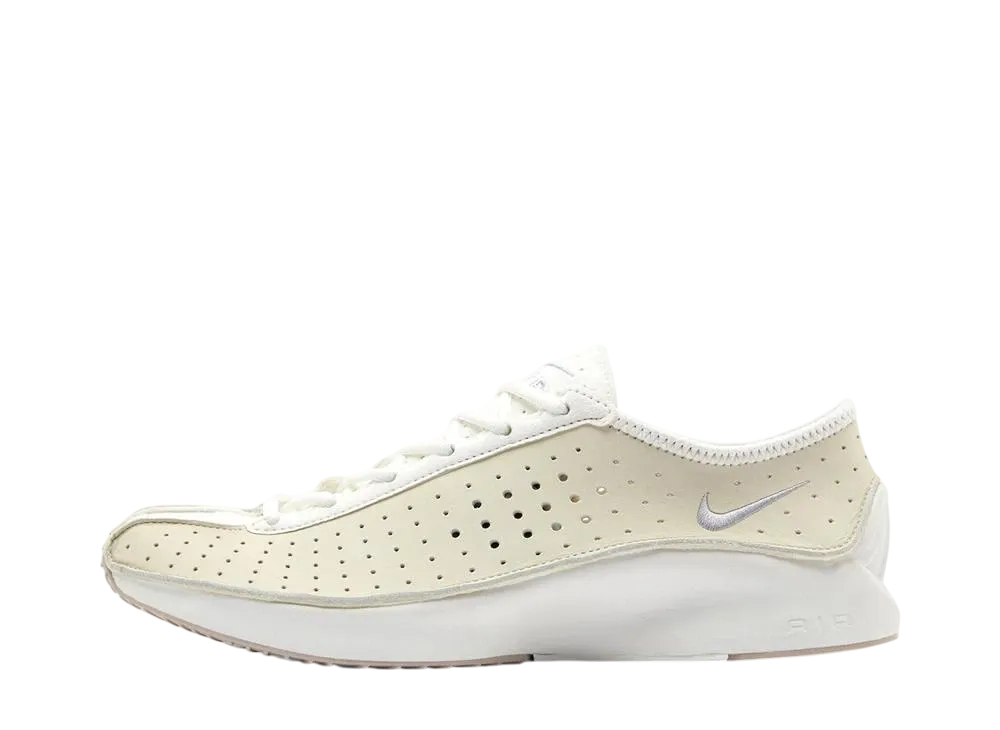 ナイキ ウィメンズ エアスーパーフライ "ココナッツミルク"