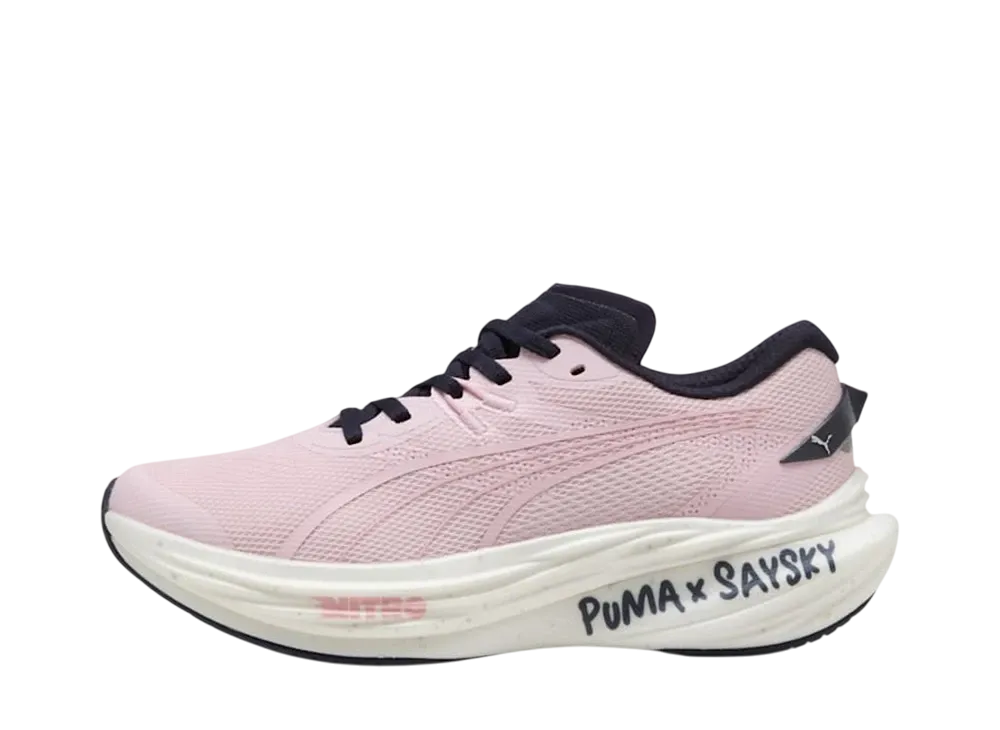 セイスカイ × プーマ ウィメンズ ディヴィエイト ニトロ3 "ローズモーブ/ニューネイビー"