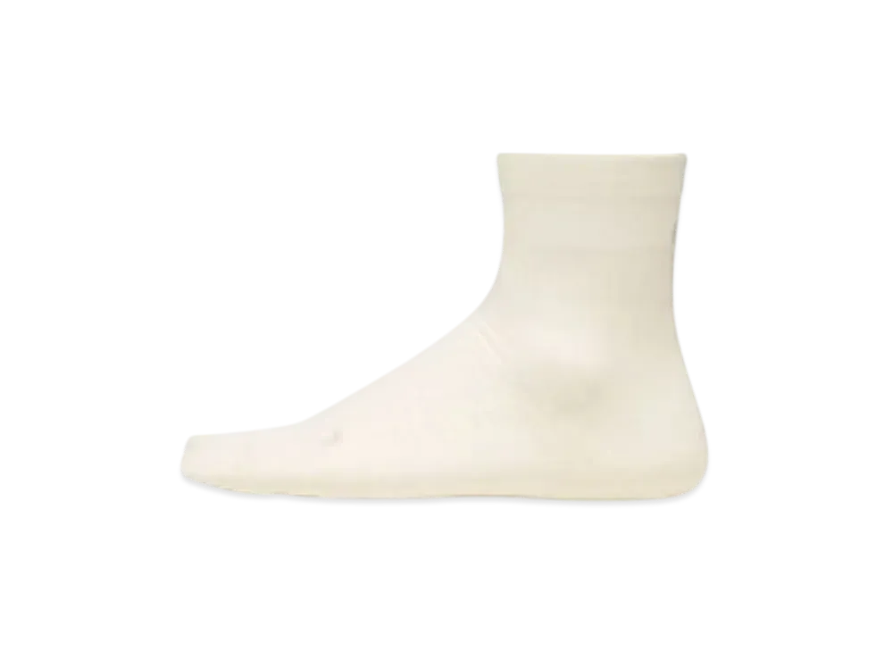 Goldwin Paper Fiber Tabi Quarter Socks (C3 Fit/Unisex) "Off White"