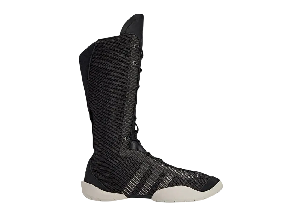 アディダス ワイスリー レグ ブーツ "ブラック/タルク"