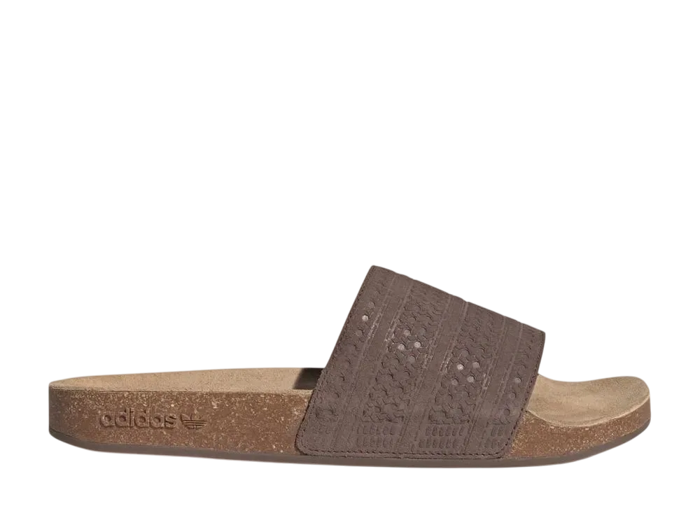 adidas Adilette Slides "Brown/Brown/Gum"