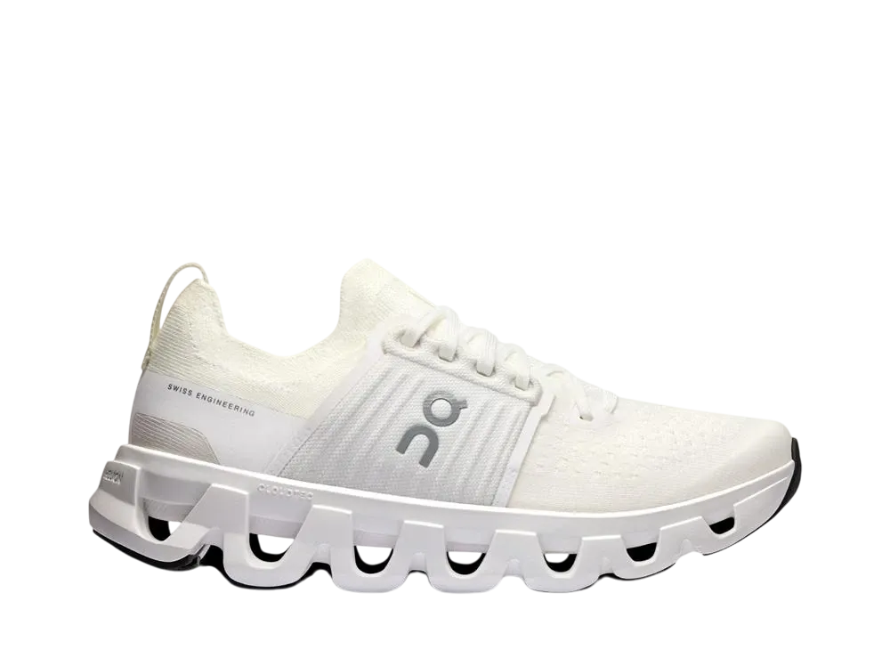 オン ウィメンズ クラウドスイフト4 "ホワイト/ホワイト"