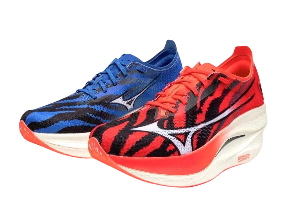 ミズノ ウエーブリベリオンプロ3 "アカオニ/アオオニ"