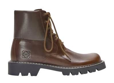 LOEWE Sierra combat ankle boot in vegetable-tanned calfskin "Dark Khaki Green"