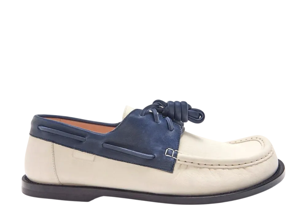 ロエベ カンポ ボートシューズ ソフトカーフ "ホワイト/ネイビー"