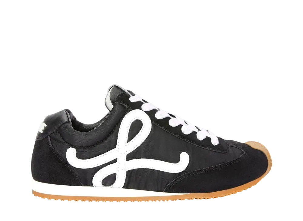 ロエベ ウィメンズ バレエランナー 2.0 ナイロン&カーフ "ブラック/ホワイト"