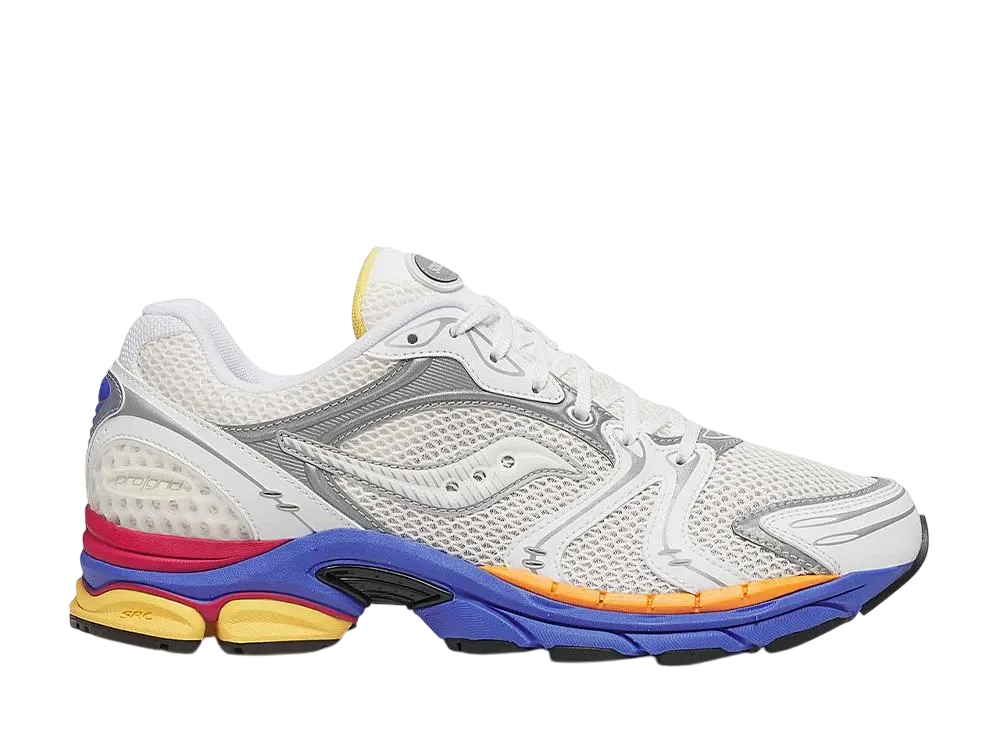 サッカニー プログリッド トライアンフ4 "ホワイト/マルチ"