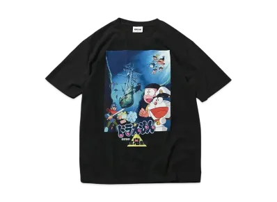 HOME GAME 映画ドラえもん \ 1983 のび太の海底鬼岩城TEE "BLACK"