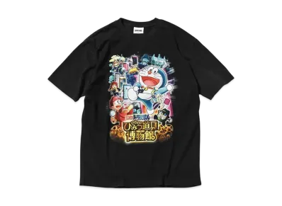 HOME GAME 映画ドラえもん \ 2013 のび太のひみつ道具博物館TEE "BLACK"