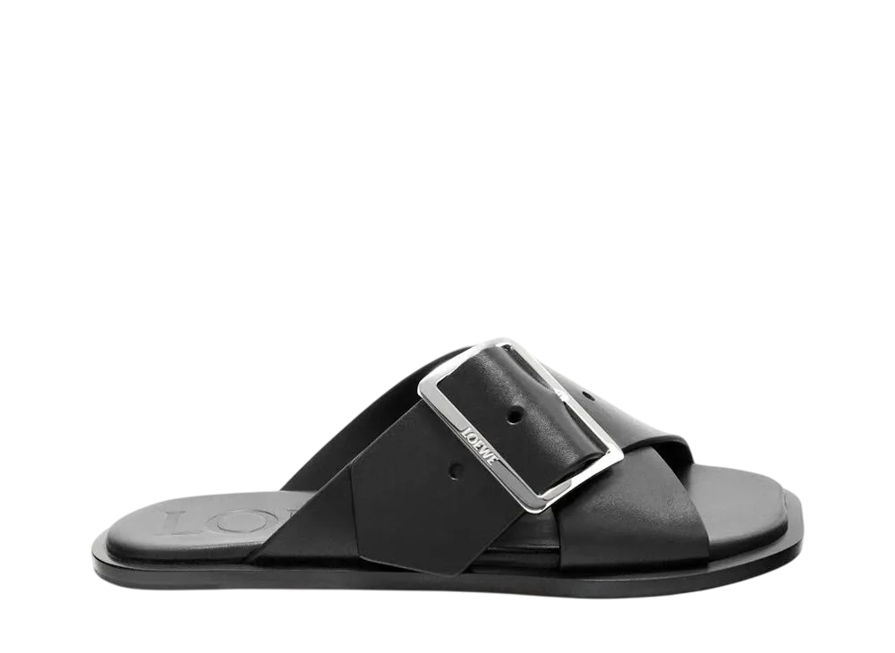 LOEWE Women's Petal Belt flat sandal in vegetable-tanned calfskin "Black"