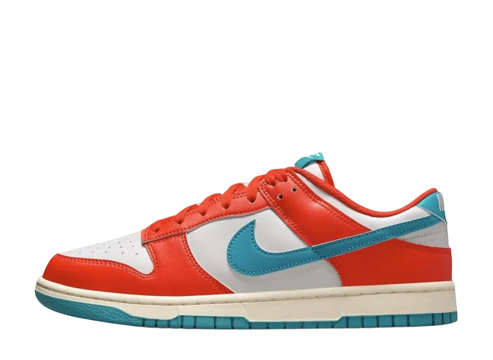 ナイキ ダンク ロー "レッドレザー"