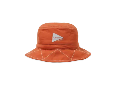 GRAMICCI x and wander zigzag stitch hat"RED"