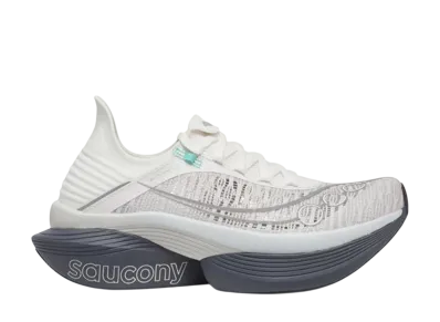 サッカニー エンドルフィン エリート2 "フォグ/シンダー"