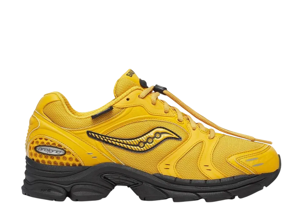 サッカニー プログリッド トライアンフ4 "マンゴー"