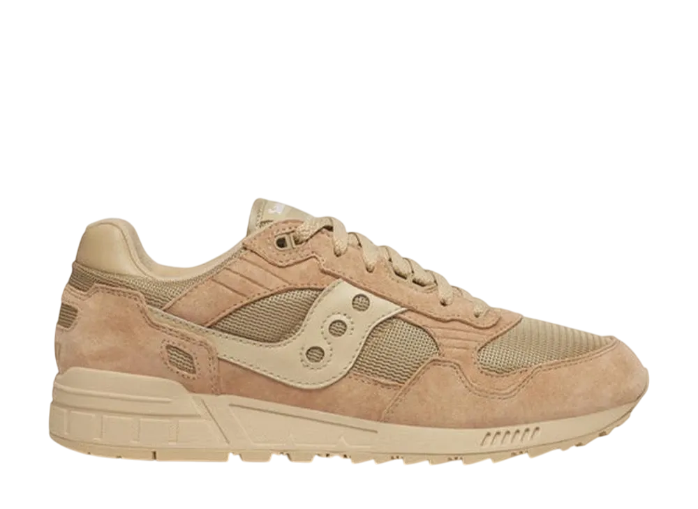 サッカニー シャドウ5000 "サンド"