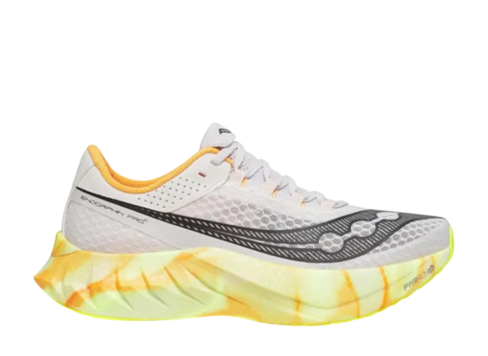 サッカニー エンドルフィン プロ4 "フォグ/ピール"