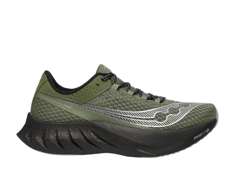 サッカニー エンドルフィン プロ4 "オリービン/ブラック"