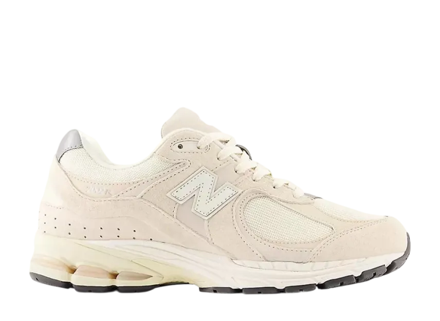 ニューバランス 2002R "オフ ホワイト"