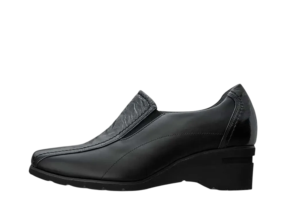 アシックス ウィメンズ ペダラ 3E "ブラック/ブラック"