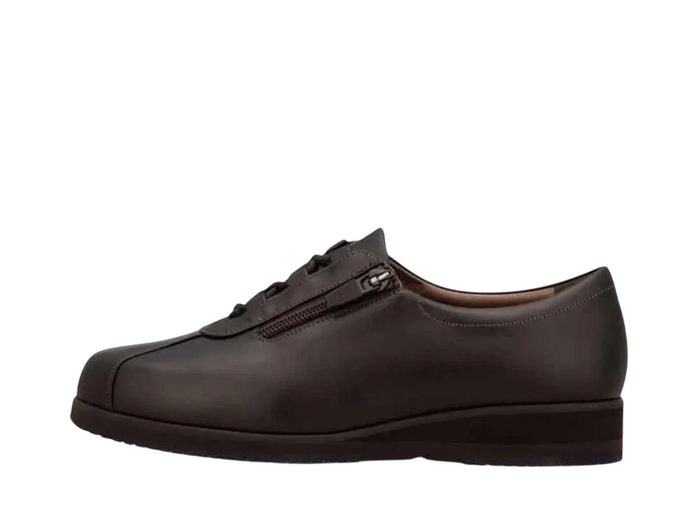 アシックス ウィメンズ ペダラ アイス 4E "コーヒー"