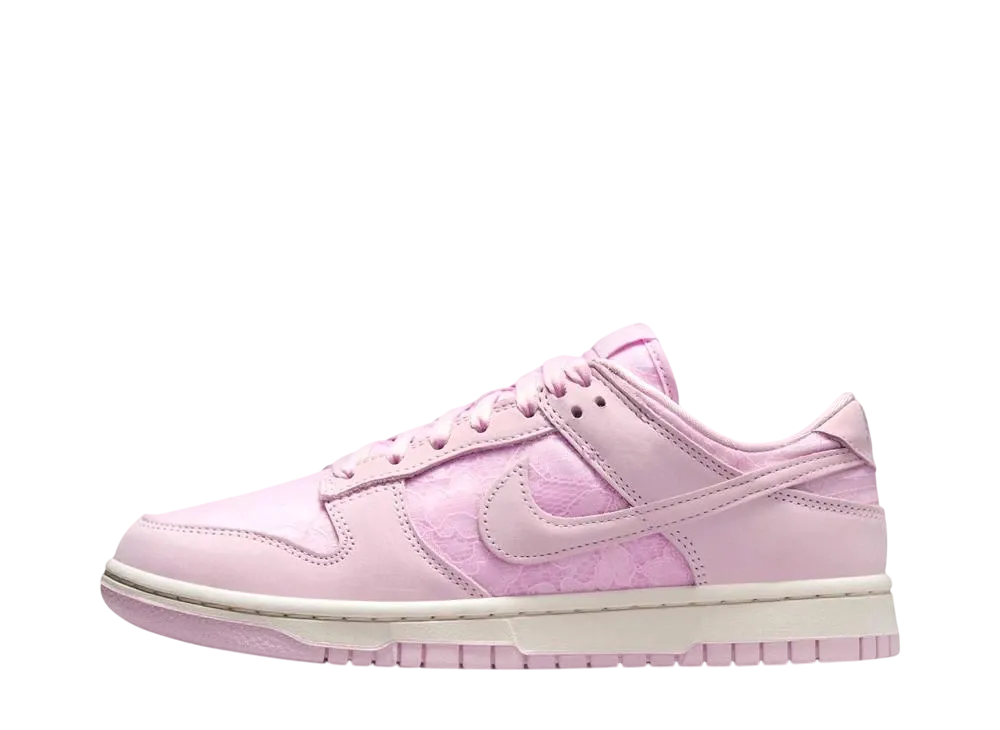 ナイキ ウィメンズ ダンク ロー "リーガルピンク"