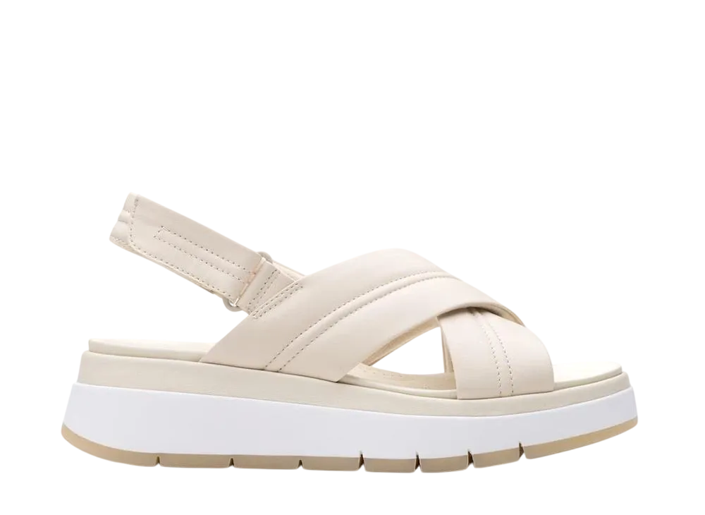 クラークス ウィメンズ タスカンクロス "クリームレザー"