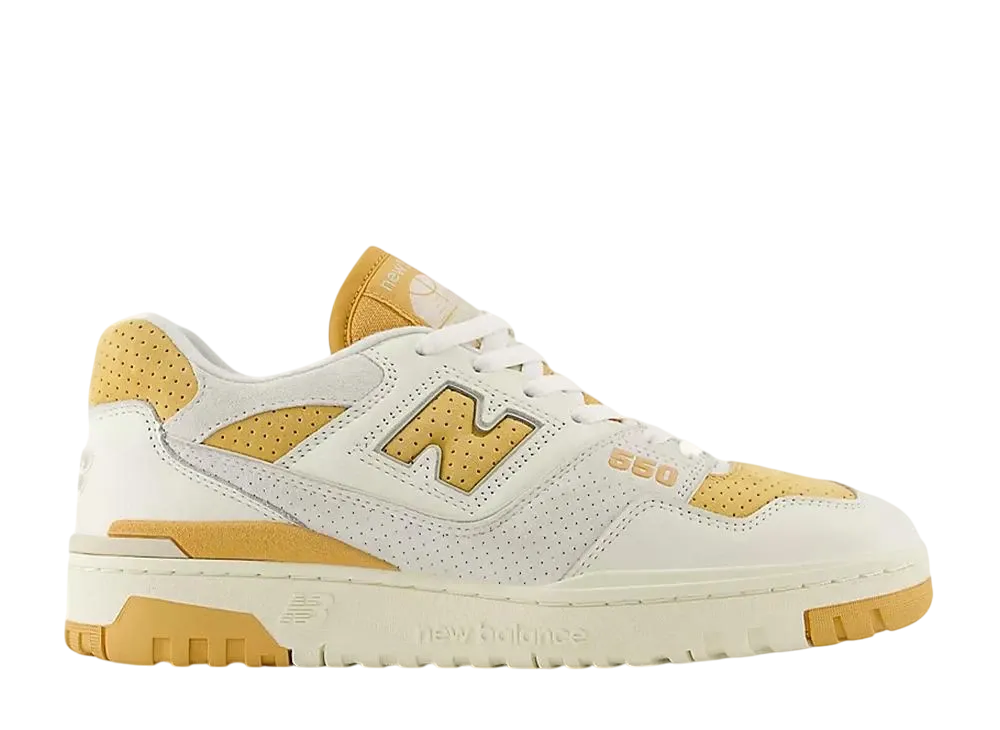 New Balance 550 "Sea Salt/Dried Apricot"
