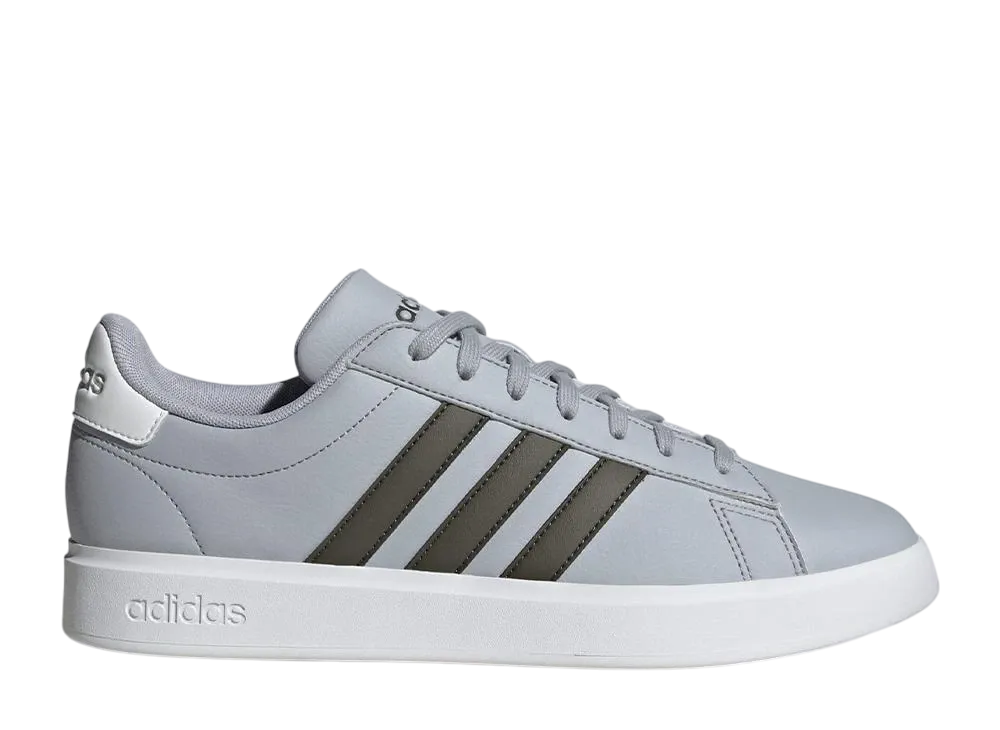 アディダス グランドコート "ハローシルバー/シャドウオリーブ/クラウドホワイト"