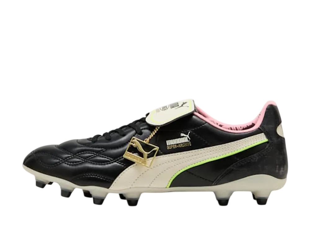 ムンディアル × プーマ キング トップ FG/AG "プーマブラック/プーマホワイト/ポイズンピンク"