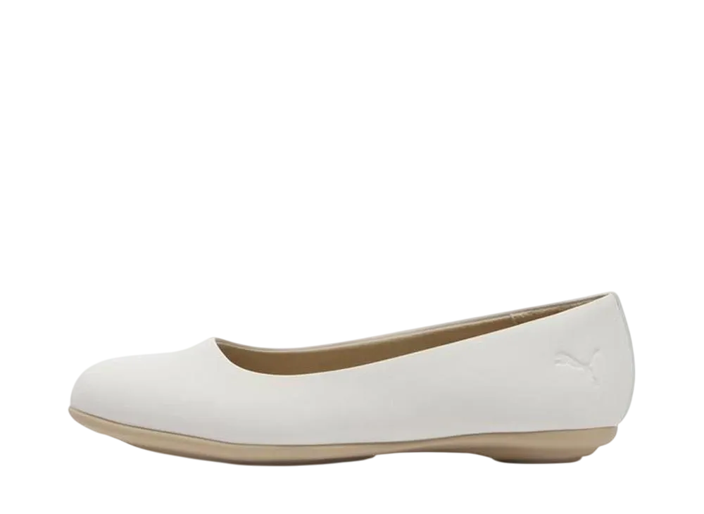 プーマ ウィメンズ ヨンギ フラット "ウォームホワイト"