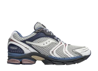 サッカニー プログリッド トライアンフ4 "ホワイト/ブルー"