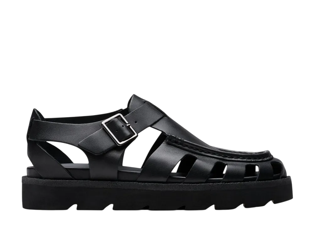 クラークス メアバックル "ブラックレザー"