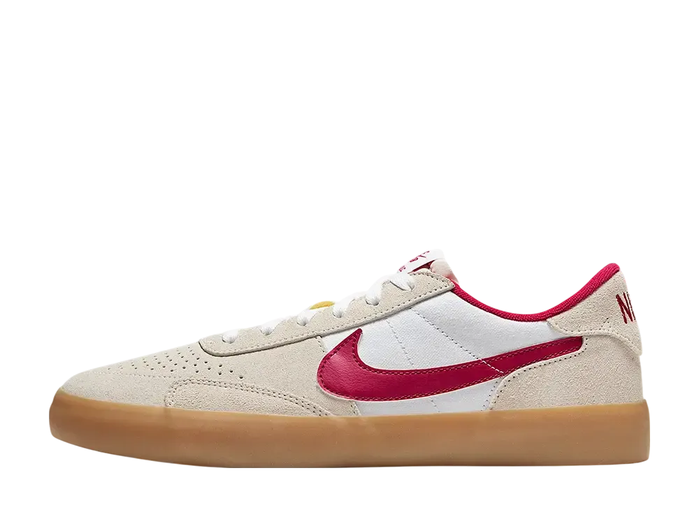ナイキ SB ヘリテージ バルク "サミットホワイト/ホワイト/ガムライトブラウン/カーディナルレッド"