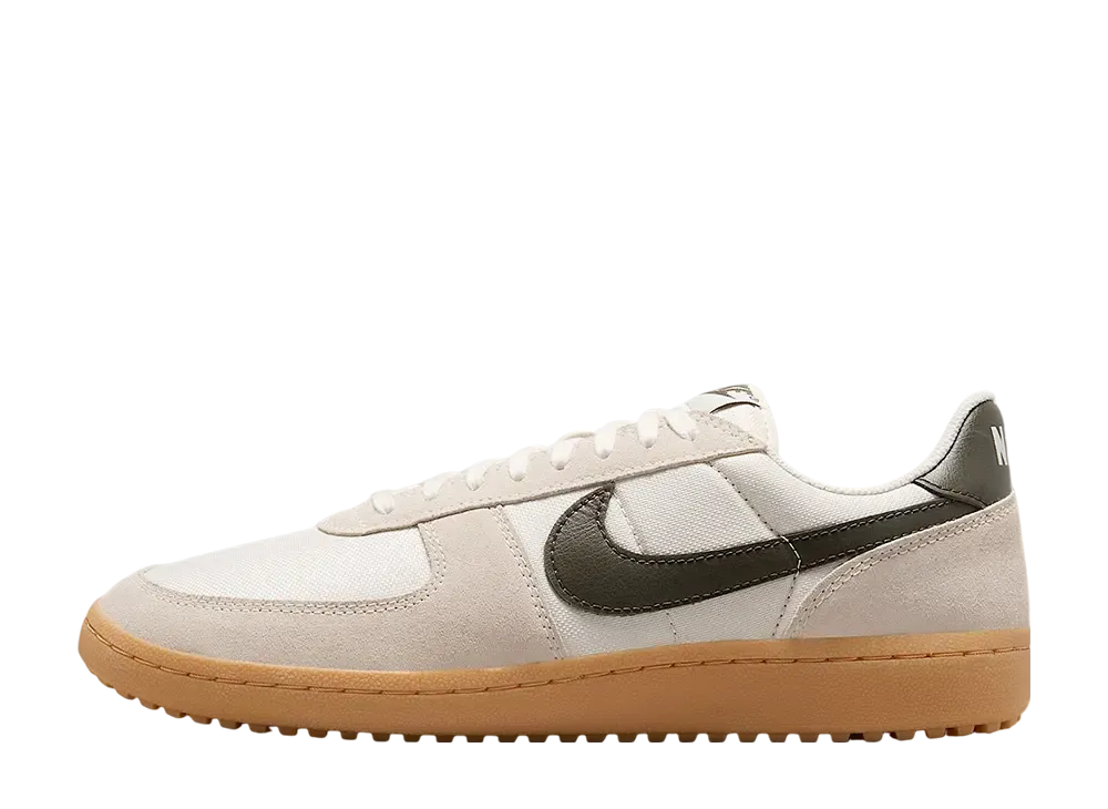 ナイキ フィールド ジェネラル "ペールアイボリー/ガムイエロー/カーゴカーキ"