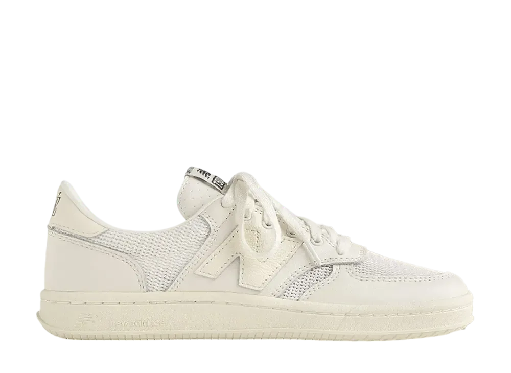 エメレオンドレ × ニューバランス T500 テニスオックスフォード "ホワイト"
