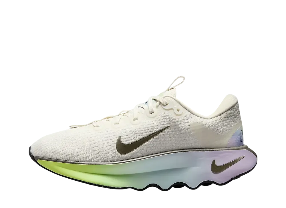 ナイキ ウィメンズ モティバ SE "ファントム/ハイドランジア/グレイシャーブルー/メタリックピューター"
