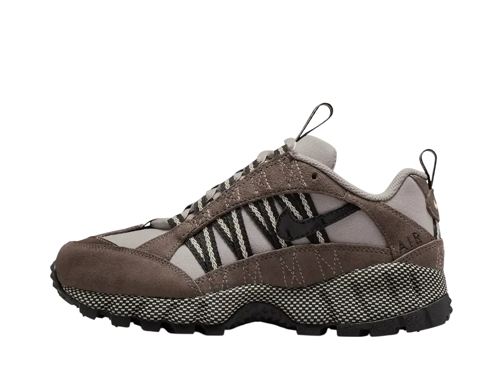 ナイキ ウィメンズ エアフマラ "アイアンストーン"