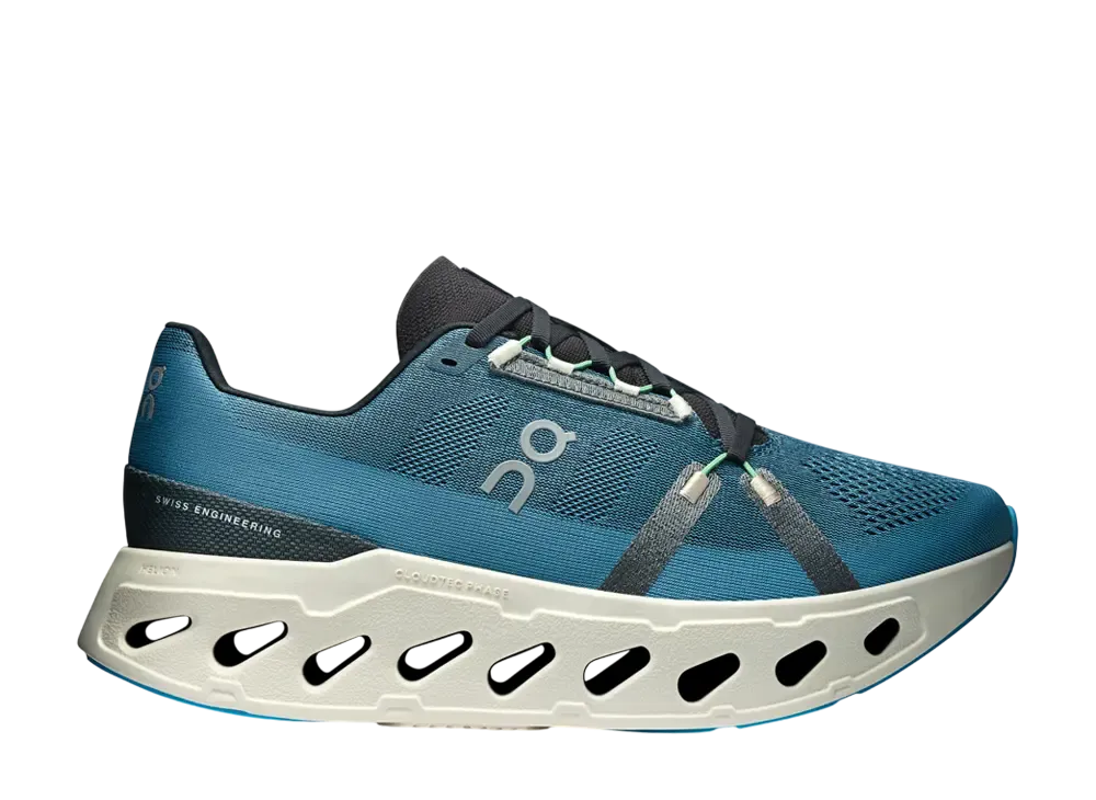 オン クラウドエクリプス "ナイアガラ/アイボリー"