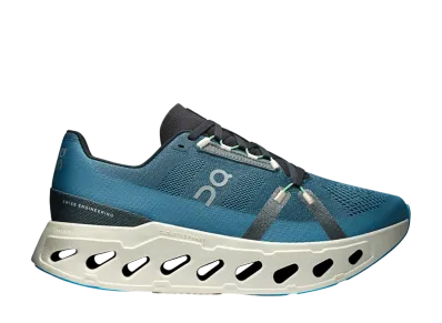 On Cloudeclipse "Niagara/Ivory"