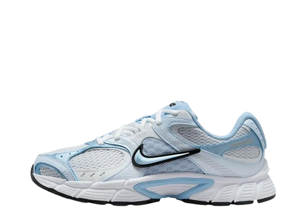 ナイキ ウィメンズ V5 ランナー "フットボールグレー/サイキックブルー"