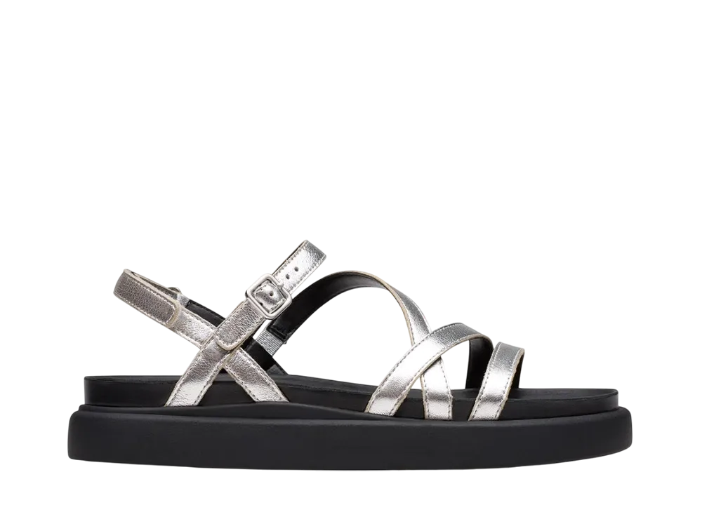 クラークス ウィメンズ アリステラローズ "シルバーメタリック"