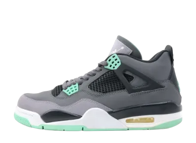 ナイキ エアジョーダン4 レトロ "グリーン グロー"