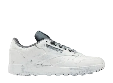 Maison Margiela × Reebok Classic Leather Tabi "Bianchetto"