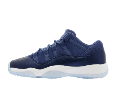 ナイキ エアジョーダン11 レトロ ロー "ブルー ムーン (GS)"