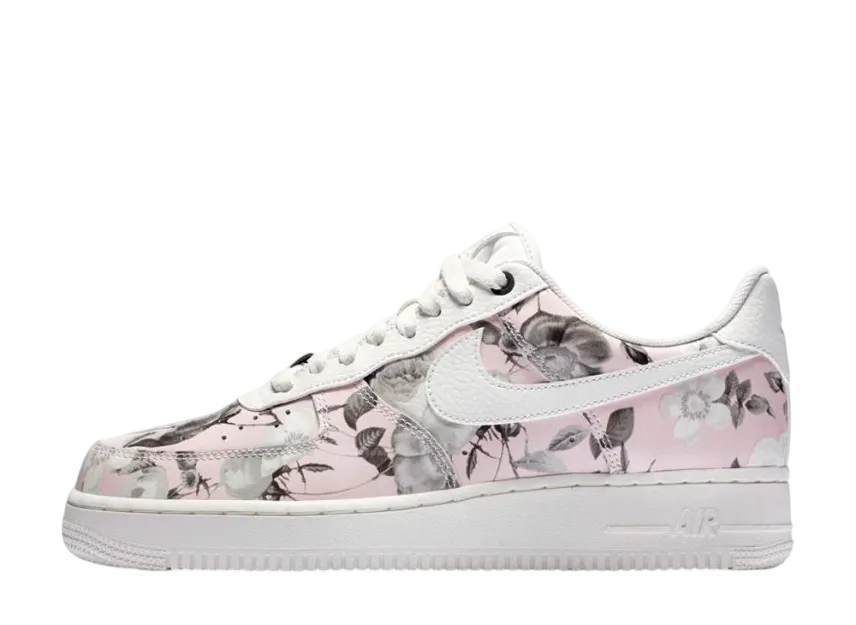 ナイキ ウィメンズ エアフォース1 ロー "フローラル ローズ"