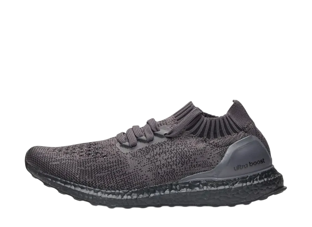アディダス ウルトラブースト アンケージド "トリプル ブラック 2.0"